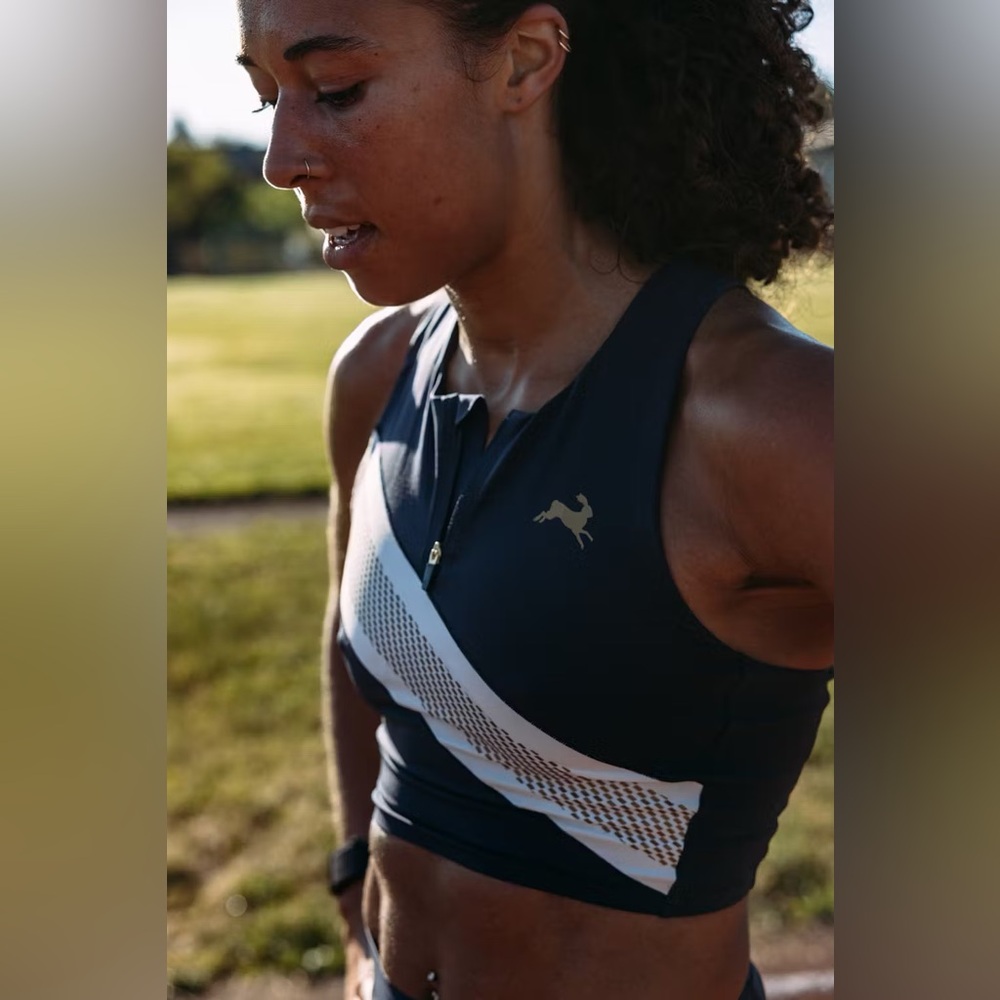 Tracksmith Strata Zip Bra - Picture 6 of 8